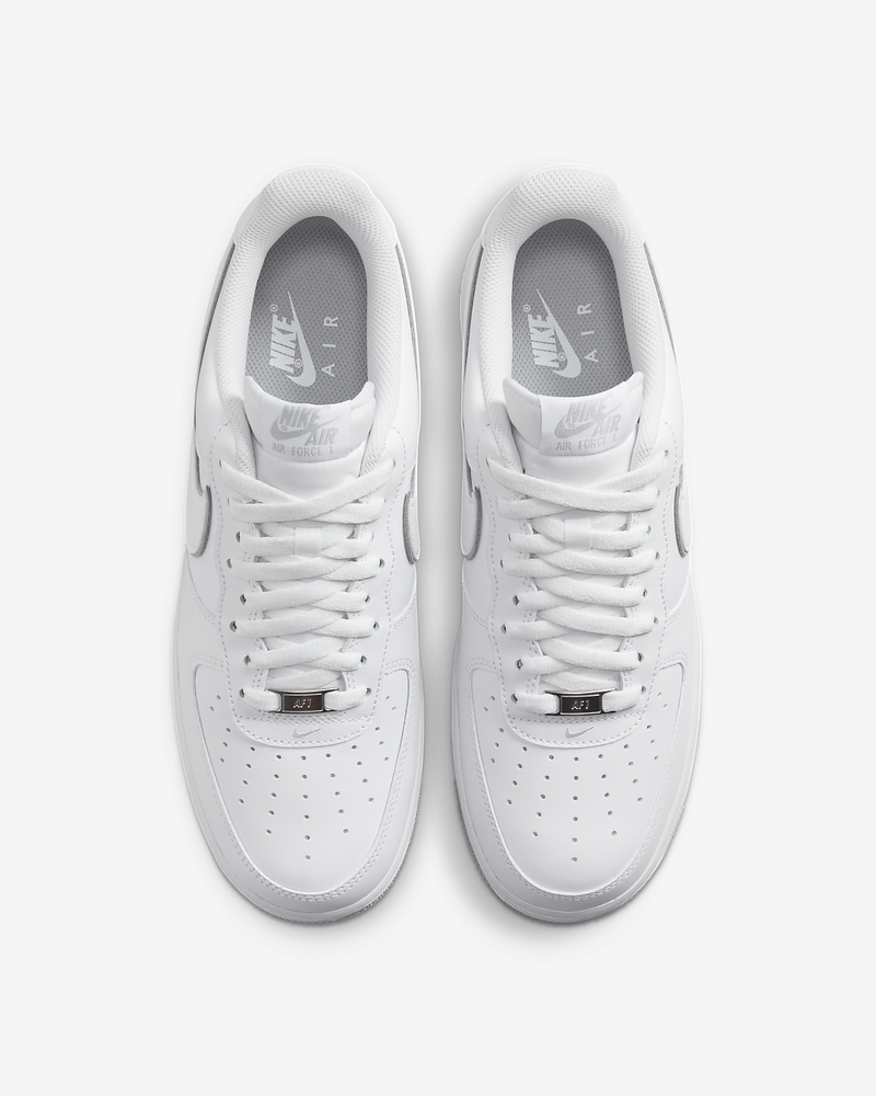 Nike Air Force 1 '07