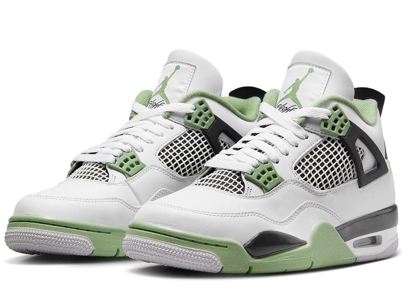 Air Jordan 4