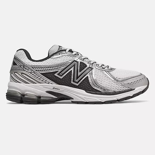 New Balance "860V2

"