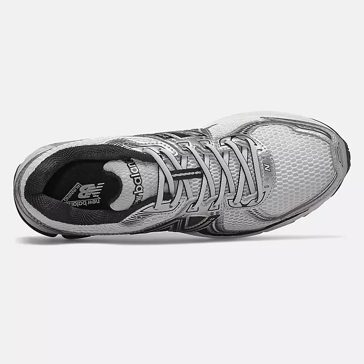 New Balance "860V2

"